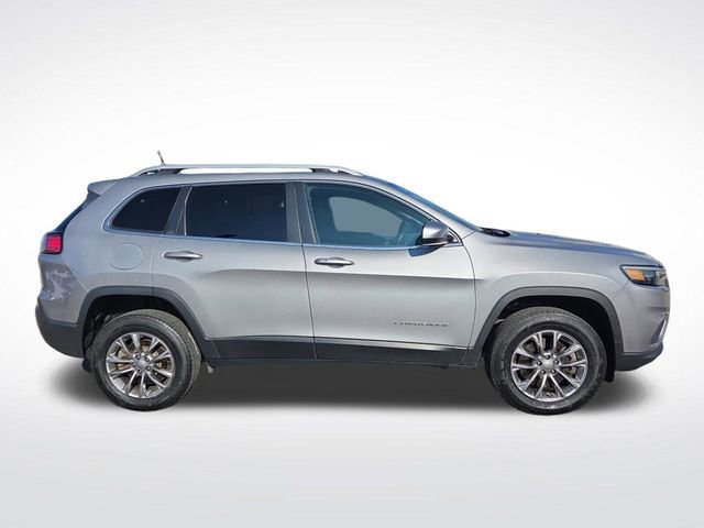 Used 2019 Jeep Cherokee Latitude Plus w/ Cold Weather Group image 2