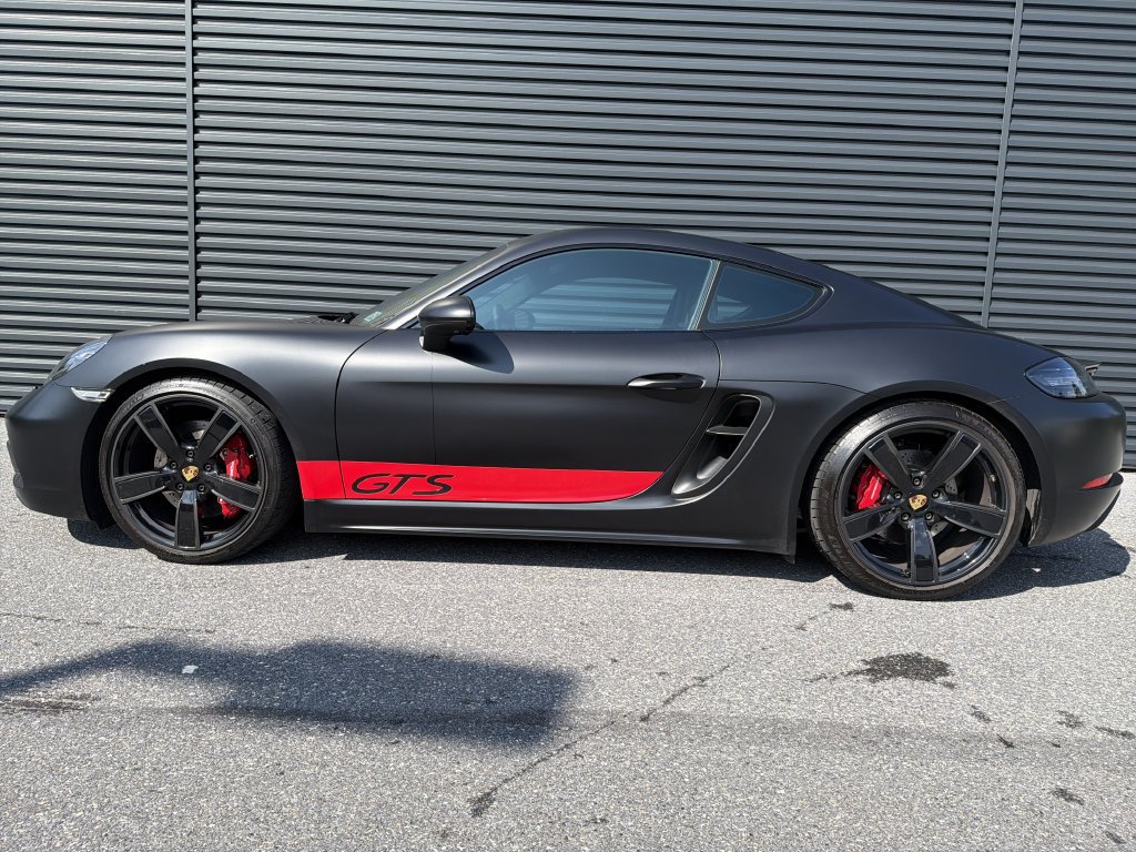 Certified 2025 Porsche 718 Cayman GTS RWD image 2