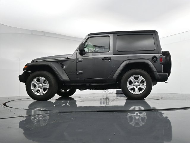 Used 2023 Jeep Wrangler Sport AWD/4WD image 33