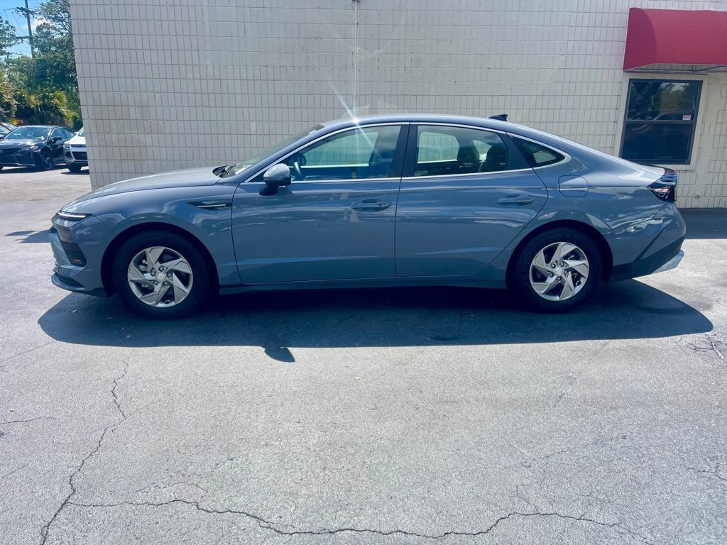 Used 2025 Hyundai Sonata SE FWD image 6