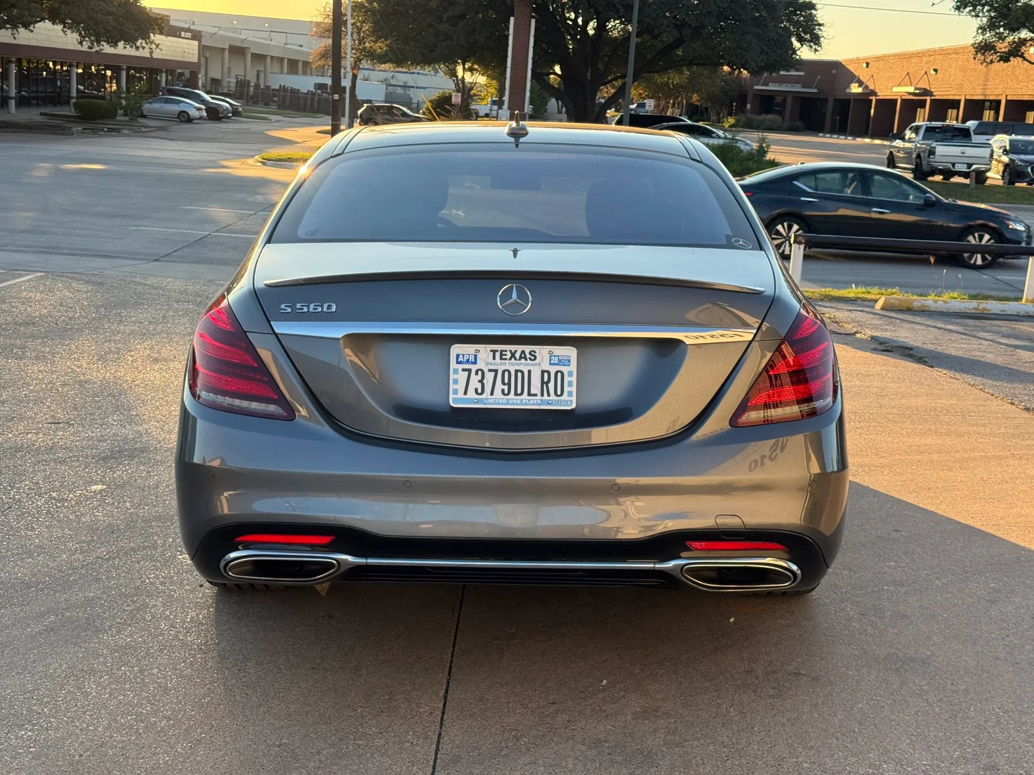 Used 2019 Mercedes-Benz S 560 Sedan image 6