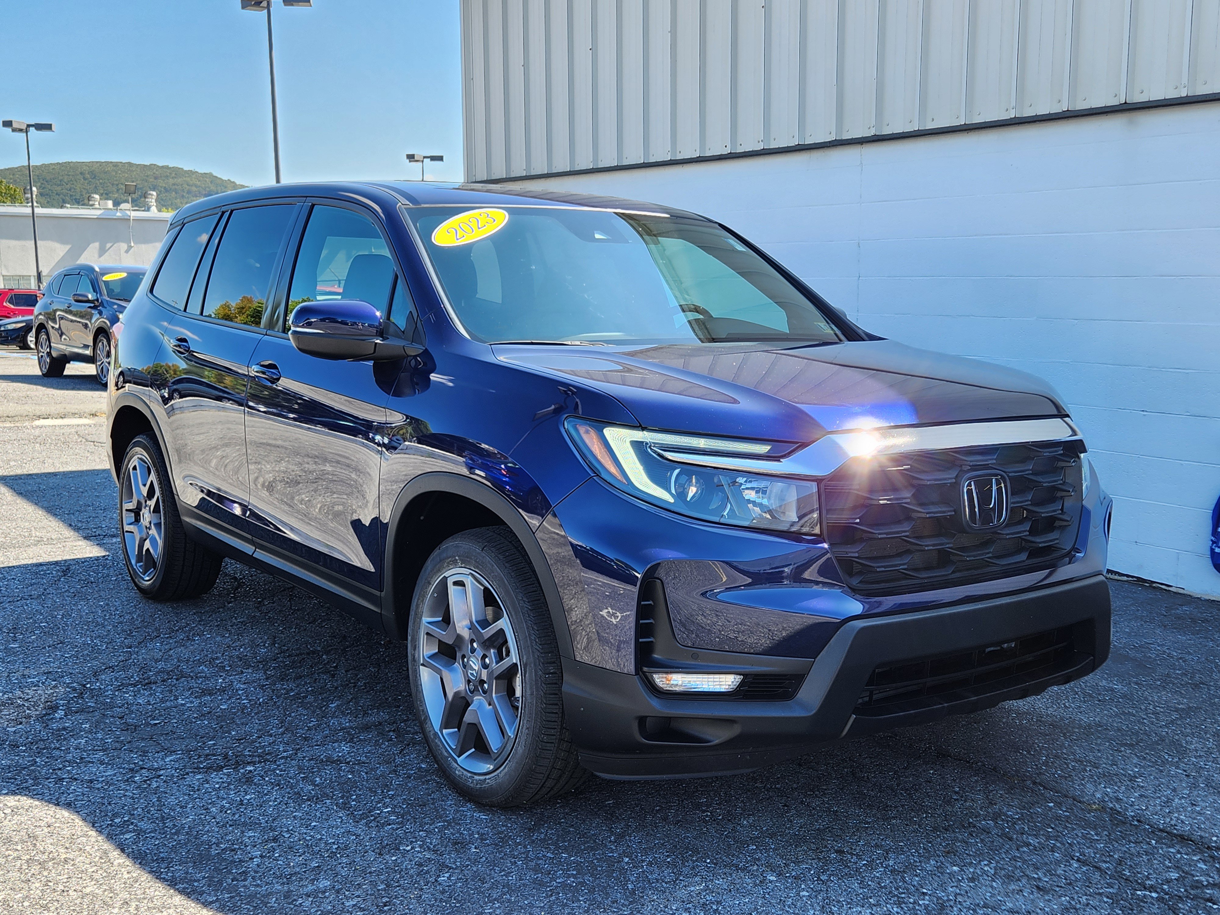 Certified 2023 Honda Passport EX-L image 1