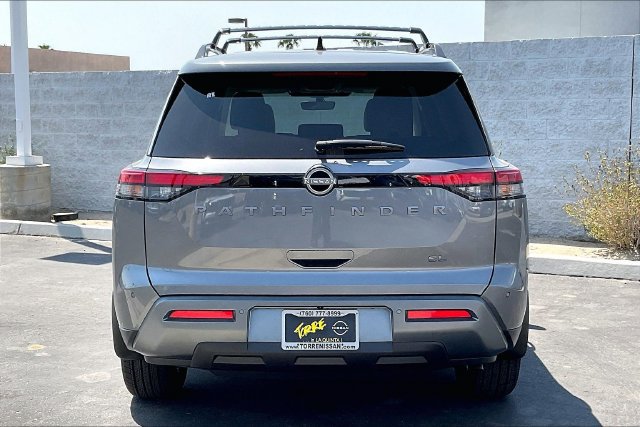 New 2026 Nissan Pathfinder SL w/ Cargo Package FWD image 3
