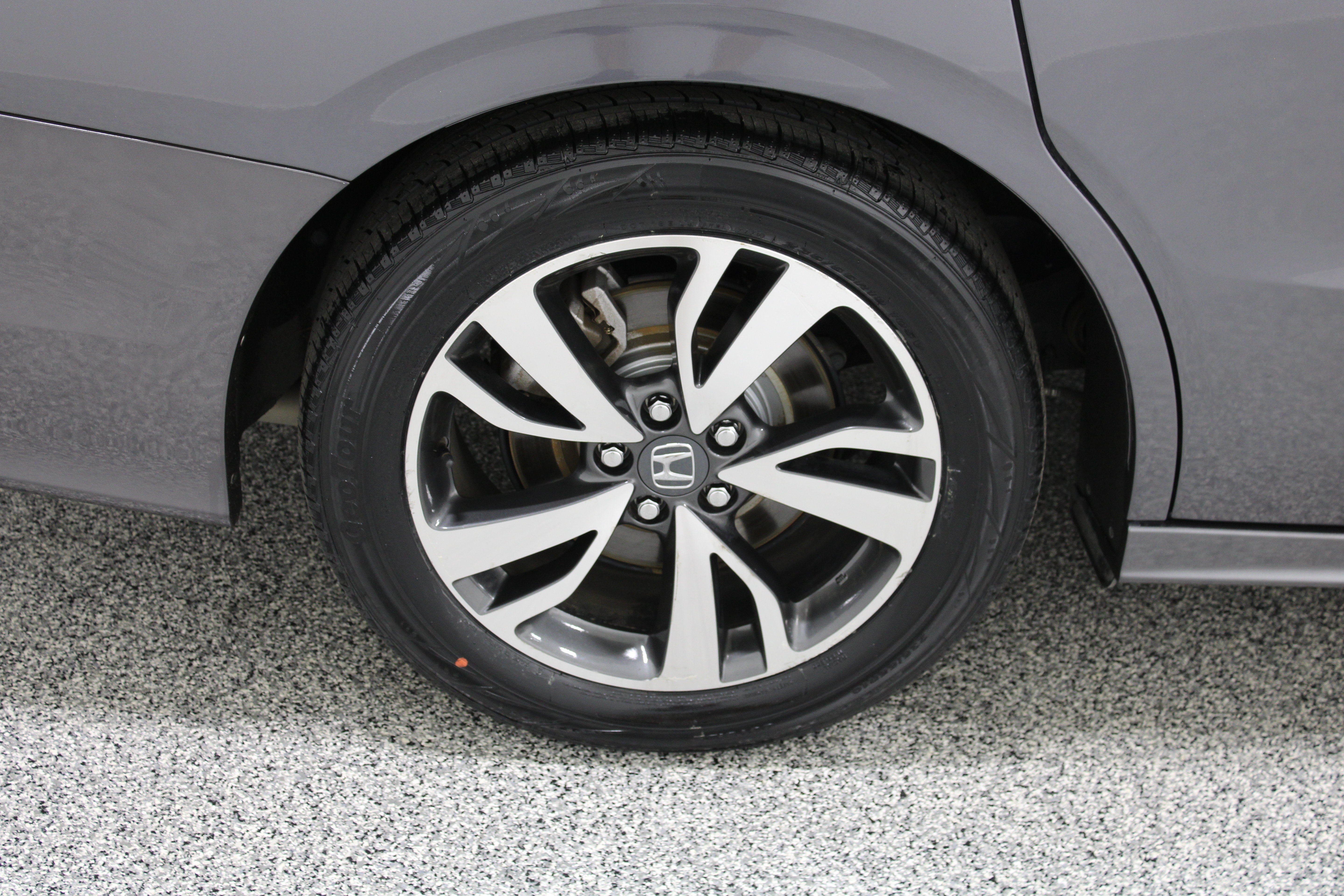 Used 2024 Honda Odyssey Touring image 6