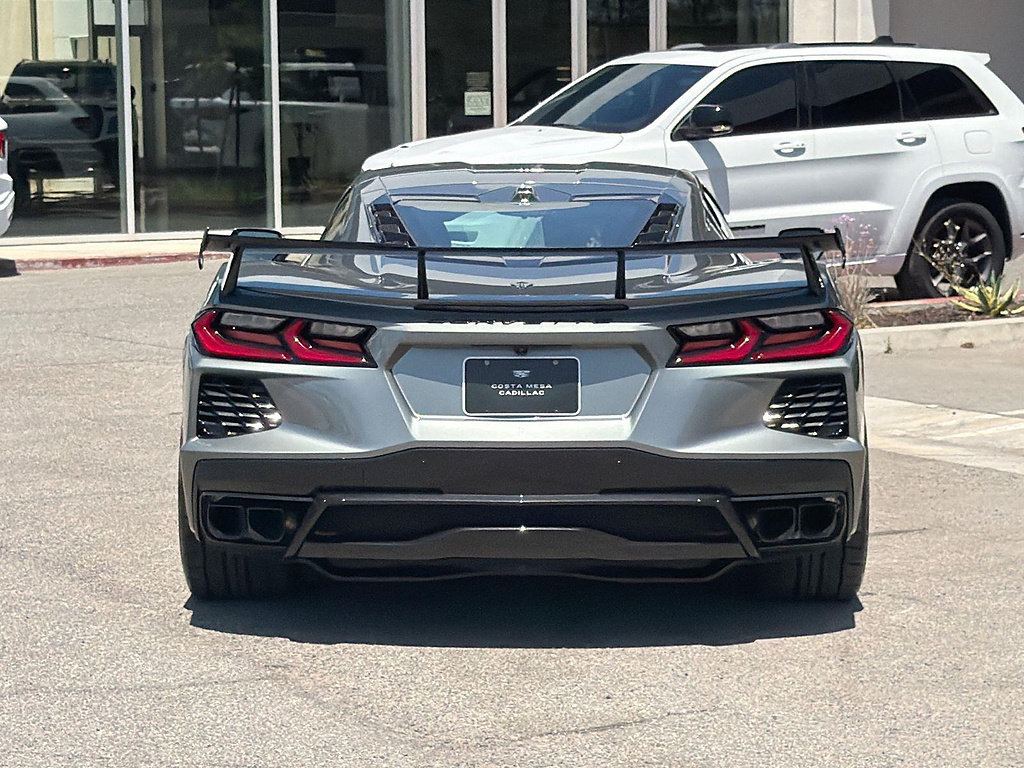 Used 2023 Chevrolet Corvette Stingray Preferred Cpe w/ Z51 Performance Package RWD image 4