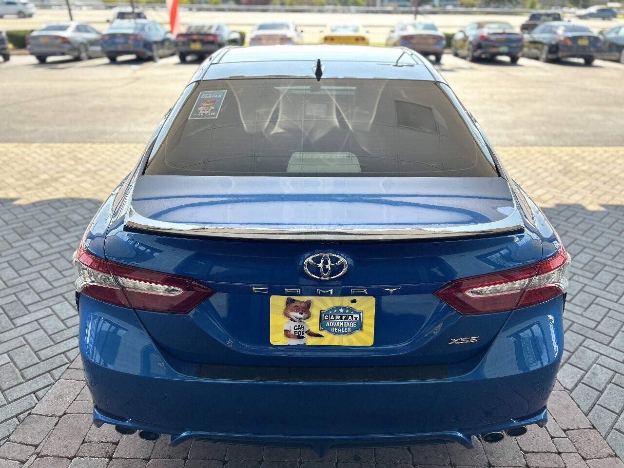Used 2019 Toyota Camry XSE w/ Navigation Package FWD image 16
