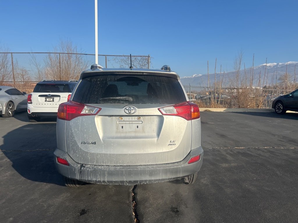 Used 2013 Toyota RAV4 LE image 5