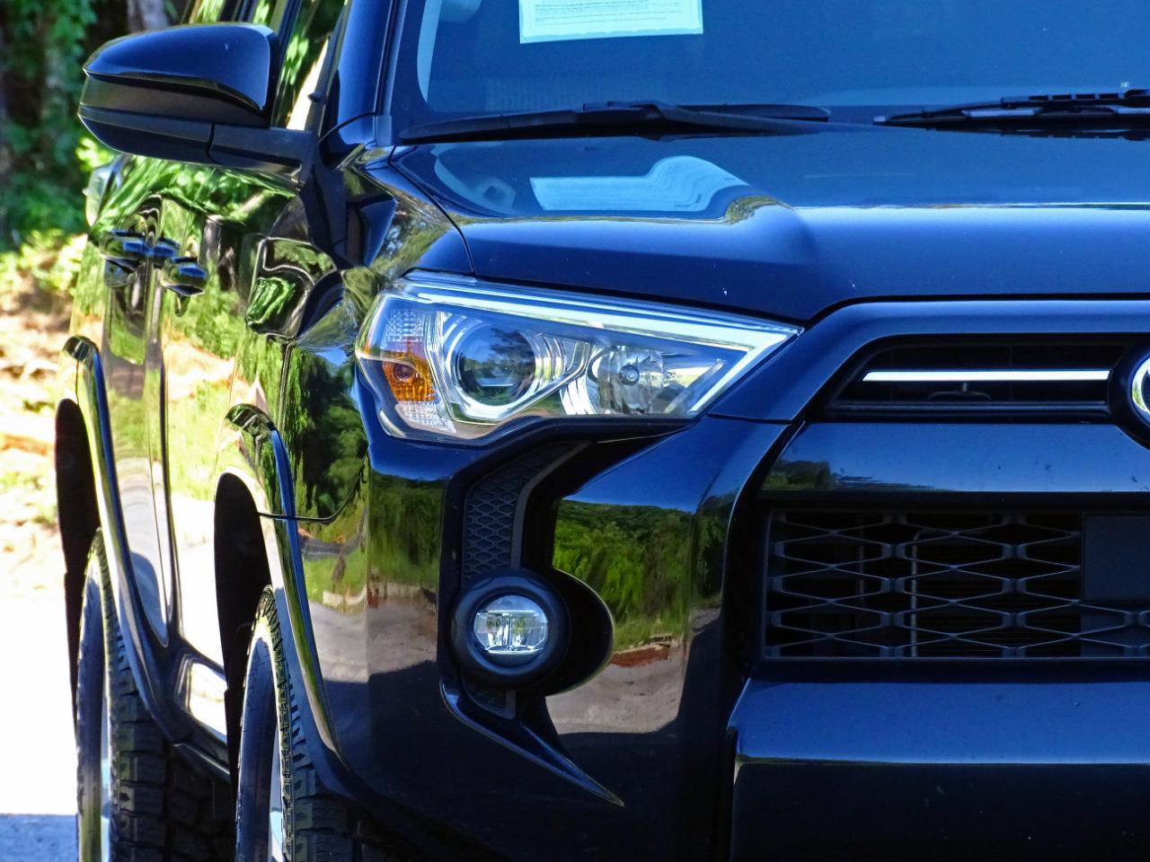 Used 2024 Toyota 4Runner SR5 RWD image 10