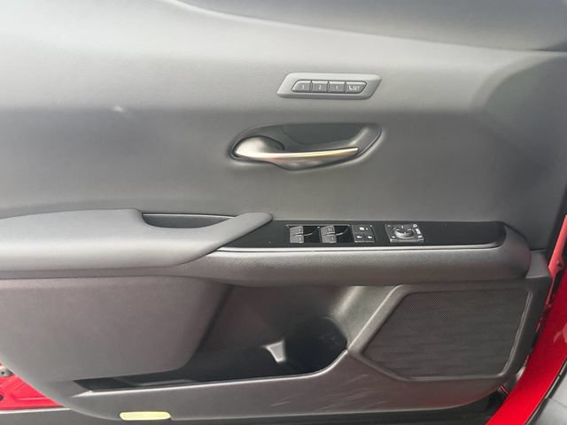 Used 2024 Lexus UX 250h F Sport FWD image 33