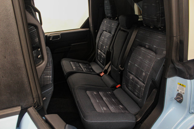 Used 2025 Ford Bronco Heritage Edition AWD/4WD image 14
