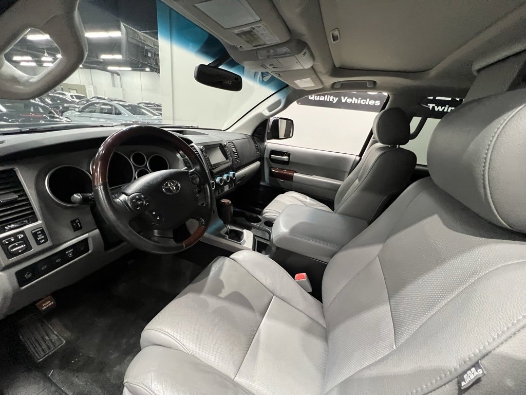 Used 2012 Toyota Sequoia Platinum image 18