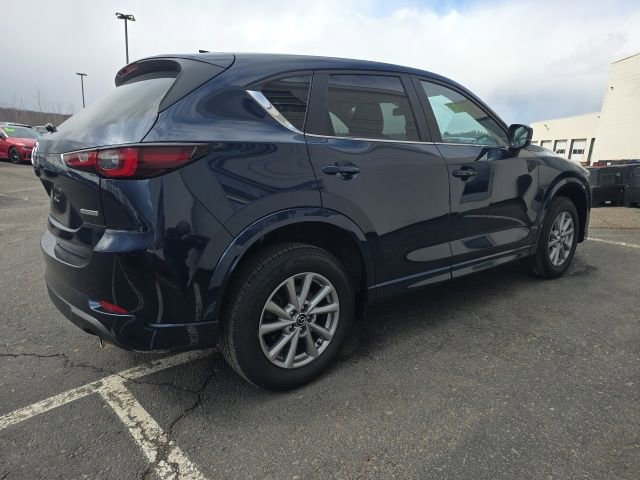 Used 2024 MAZDA CX-5 AWD 2.5 S w/ Select Package image 4