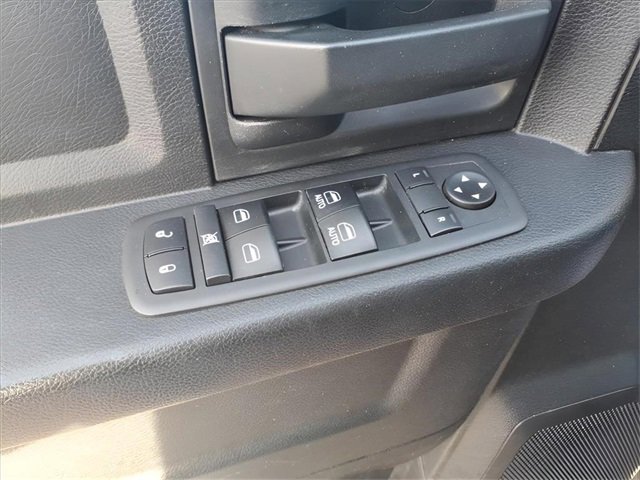 Used 2018 RAM 1500 Express w/ Express Value Package image 12