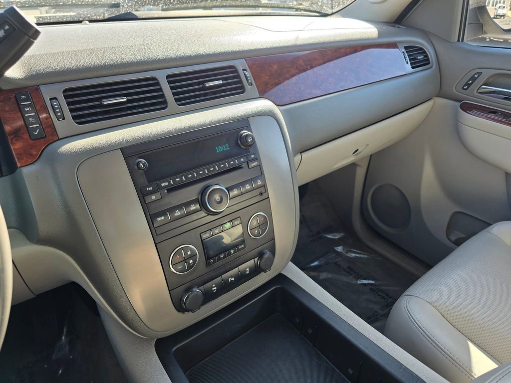 Used 2012 GMC Sierra 1500 SLT w/ SLT White Diamond Edition image 29