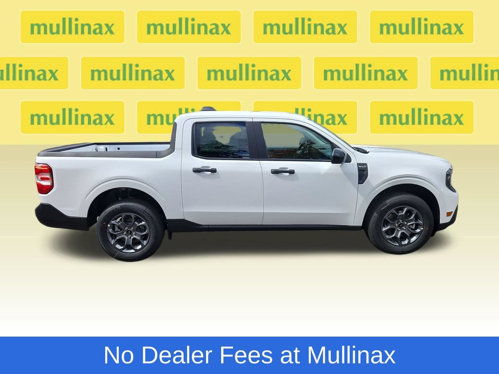 New 2026 Ford Maverick XLT w/ Equipment Group 301A AWD/4WD image 2