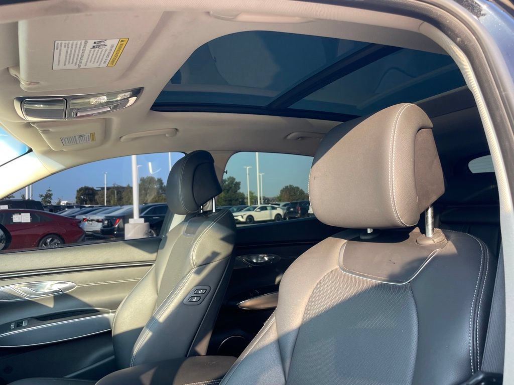 Used 2022 Genesis GV70 2.5T w/ Select Package AWD/4WD image 21
