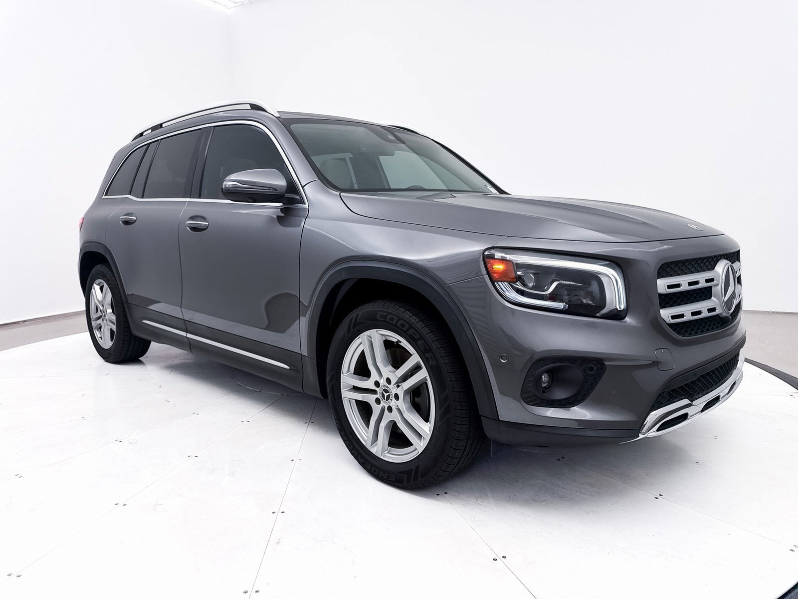 Used 2021 Mercedes-Benz GLB 250 4MATIC image 10