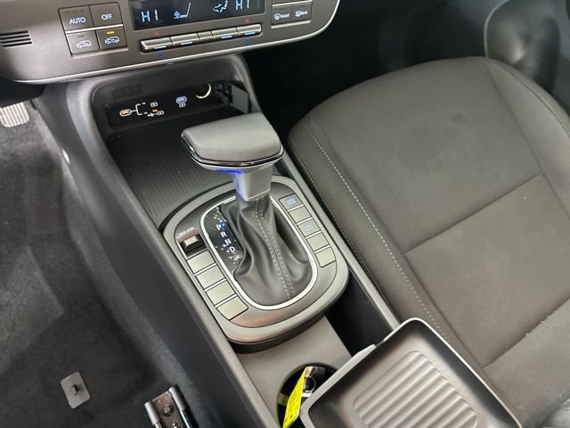 Used 2024 Hyundai Kona SEL image 21
