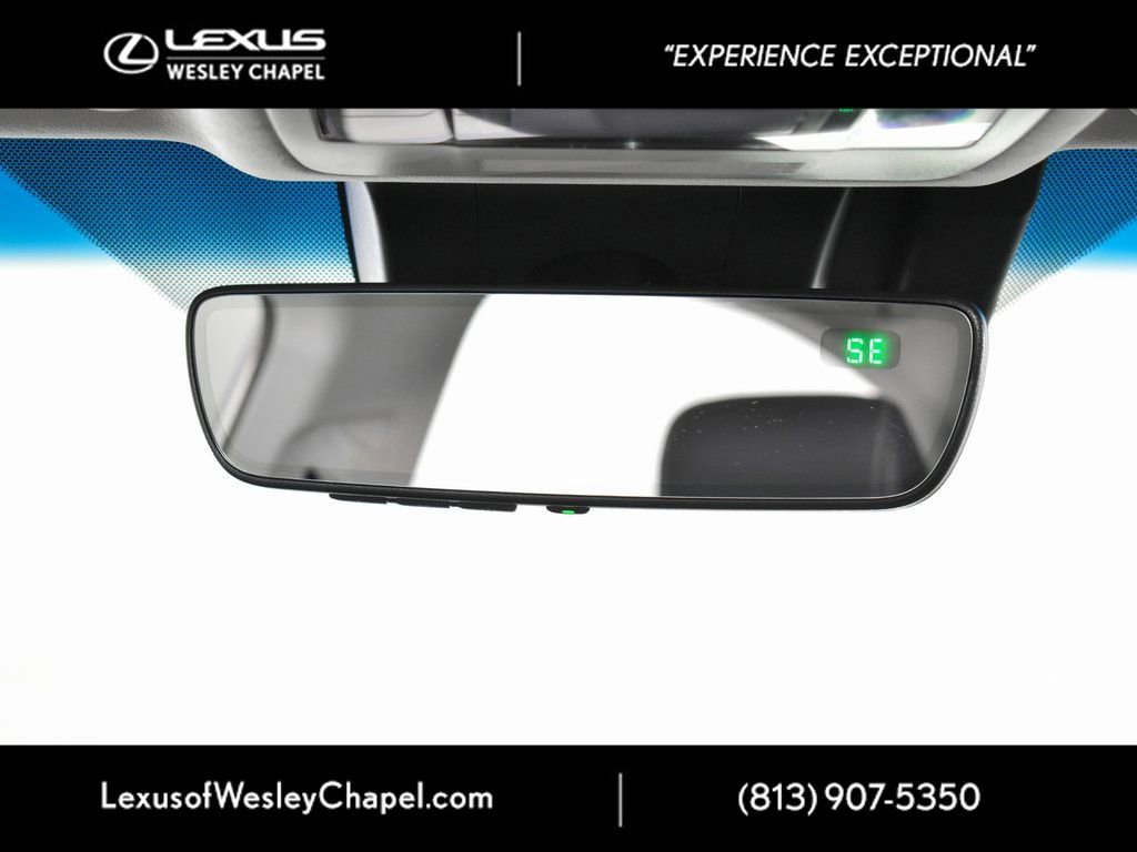 Used 2024 Lexus ES 250 250 w/ Premium Package image 34