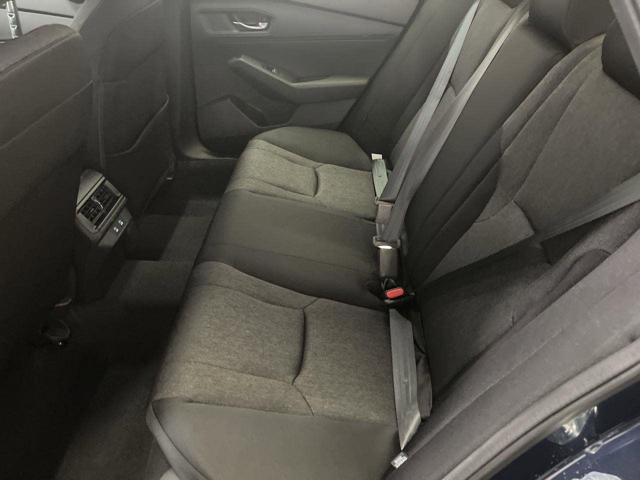 Used 2025 Honda Accord SE image 22