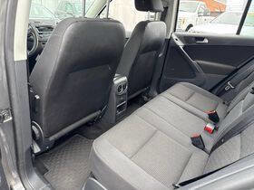 Used 2013 Volkswagen Tiguan S image 9