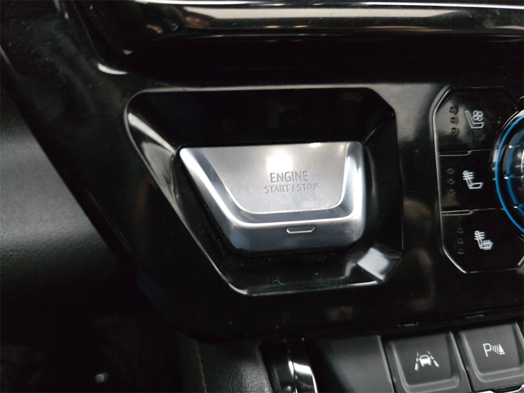 Certified 2023 GMC Sierra 1500 AT4 w/ Technology Package image 26