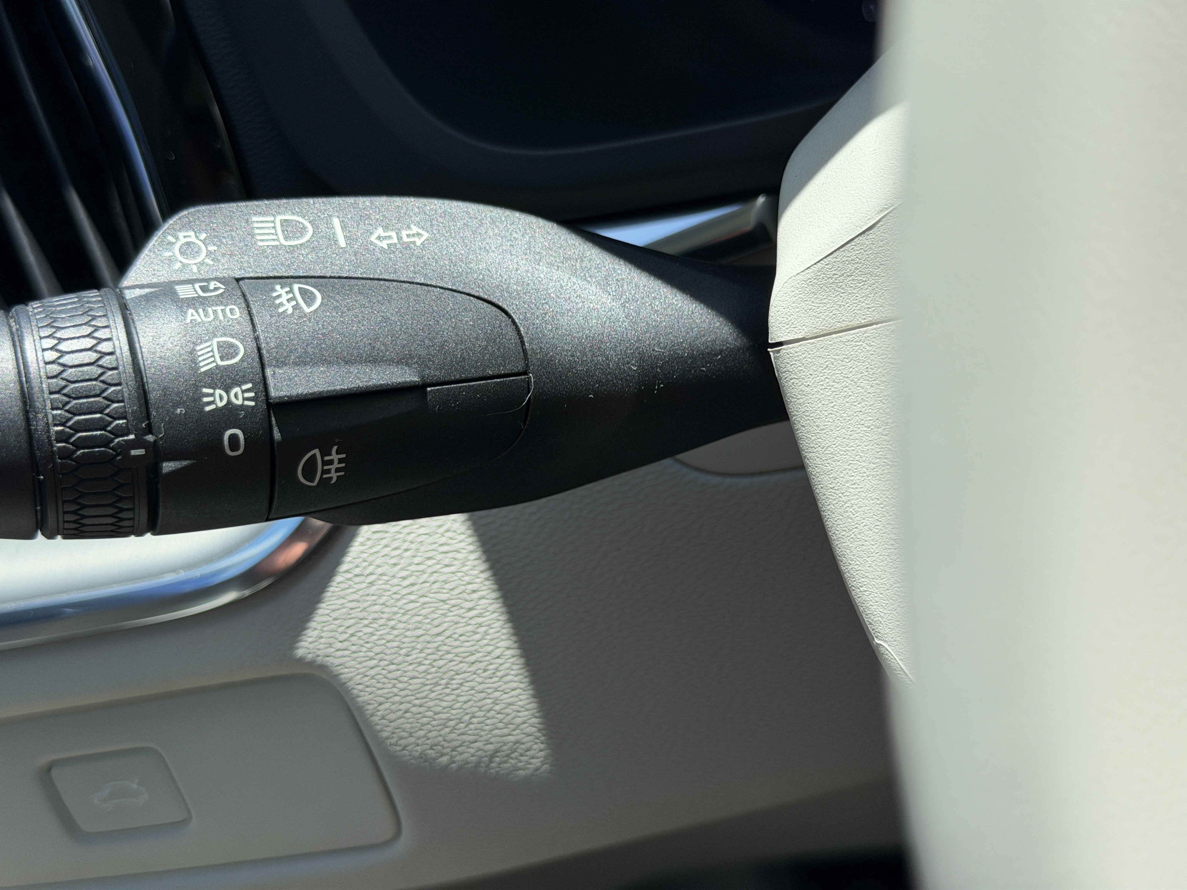 Certified 2024 Volvo XC60 B5 Core AWD/4WD image 26