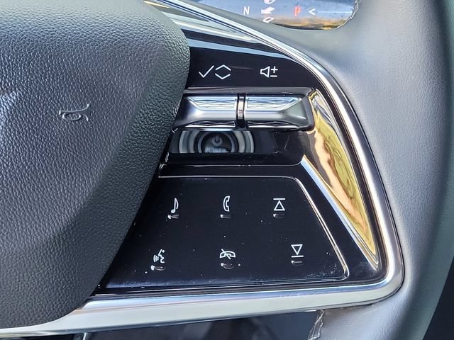 Used 2024 Cadillac Lyriq Tech RWD image 25