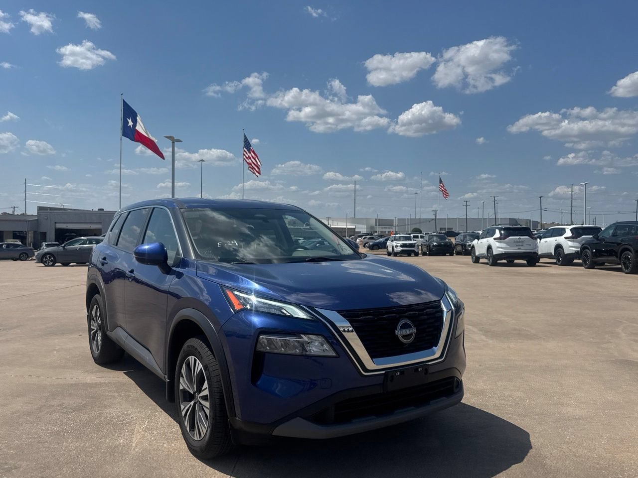 Certified 2023 Nissan Rogue SV AWD/4WD image 2