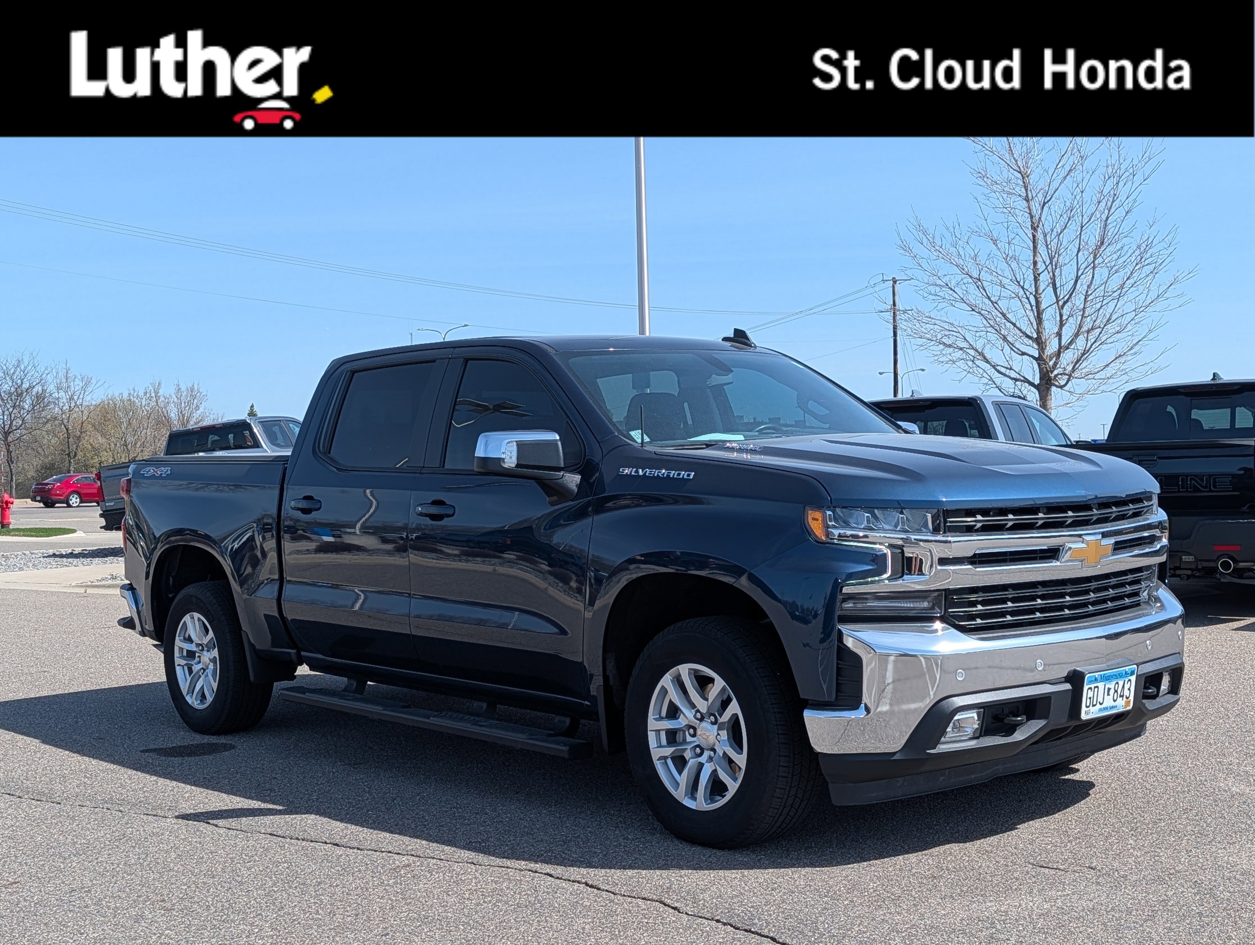 Used 2021 Chevrolet Silverado 1500 LT w/ Convenience Package II image 1