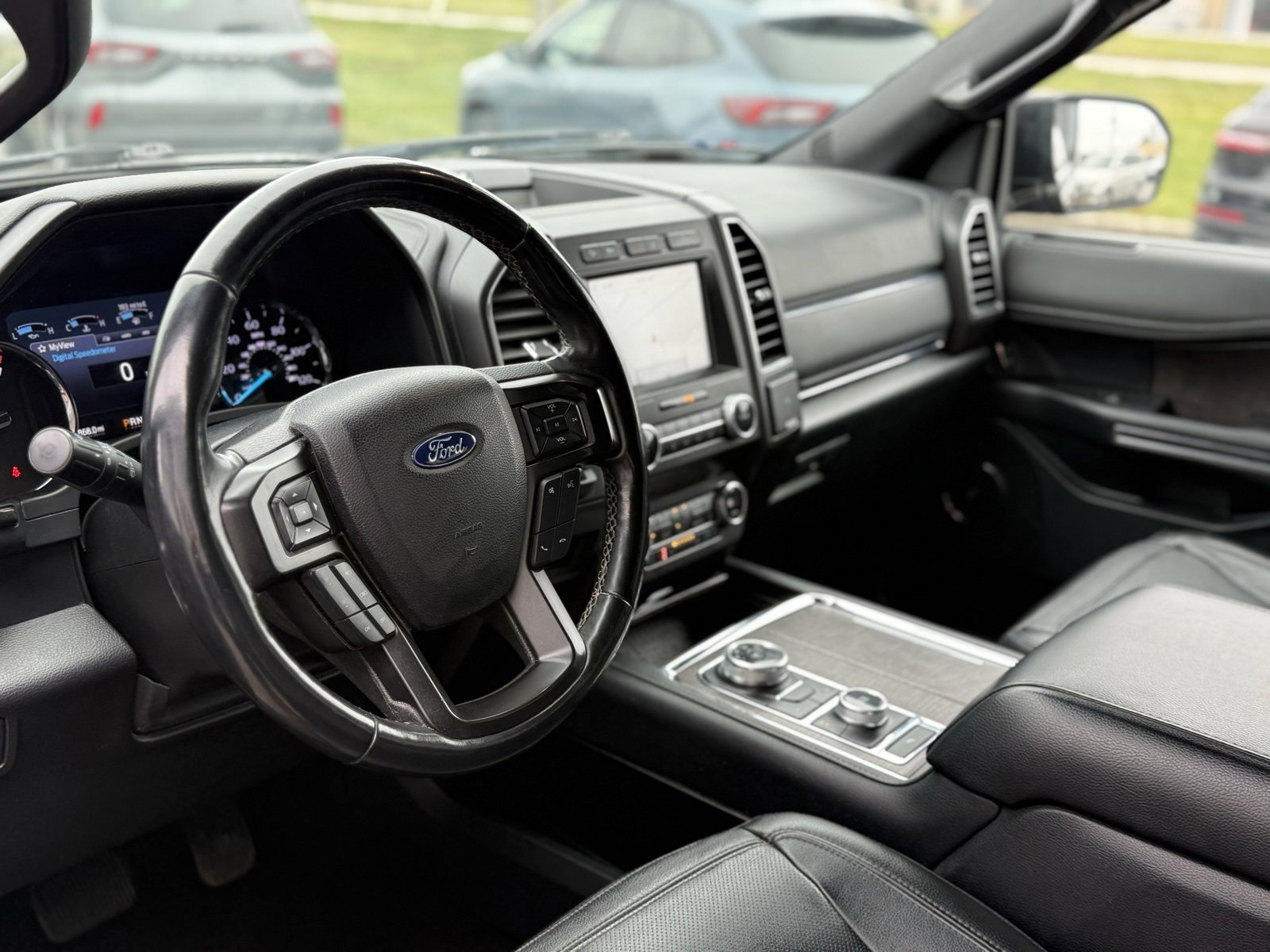 Used 2020 Ford Expedition Limited image 8