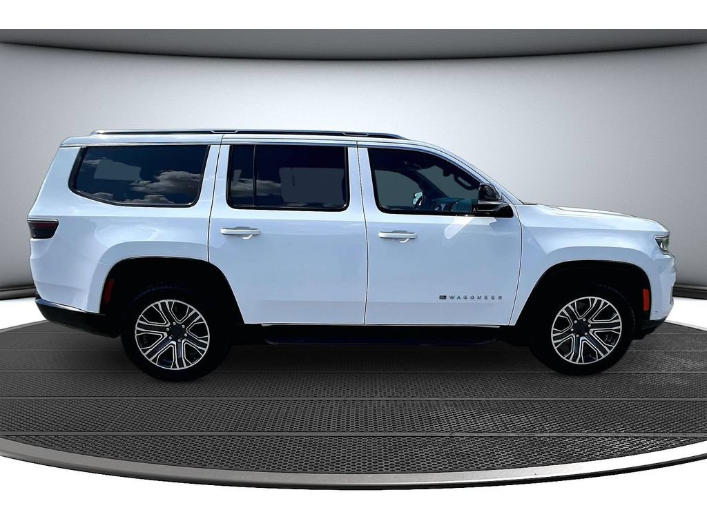 Certified 2024 Jeep Wagoneer Series II AWD/4WD image 15