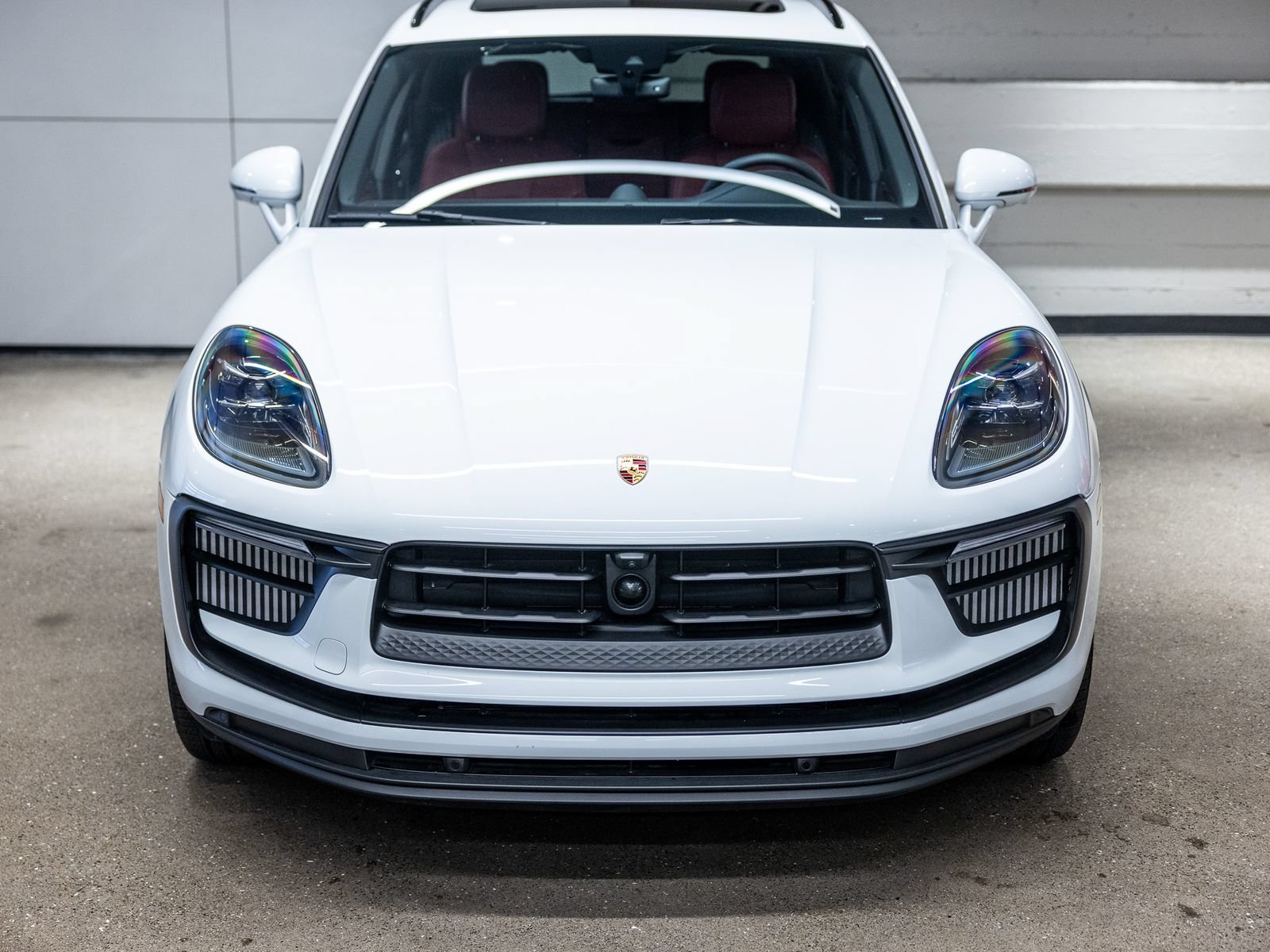 Certified 2025 Porsche Macan S AWD/4WD image 11