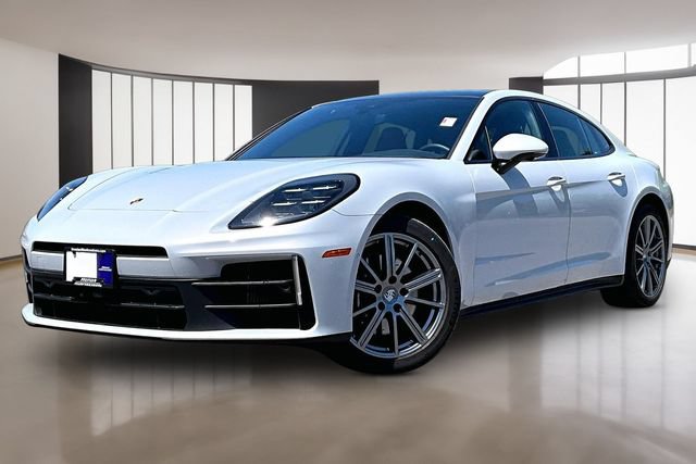 Used 2025 Porsche Panamera RWD image 1