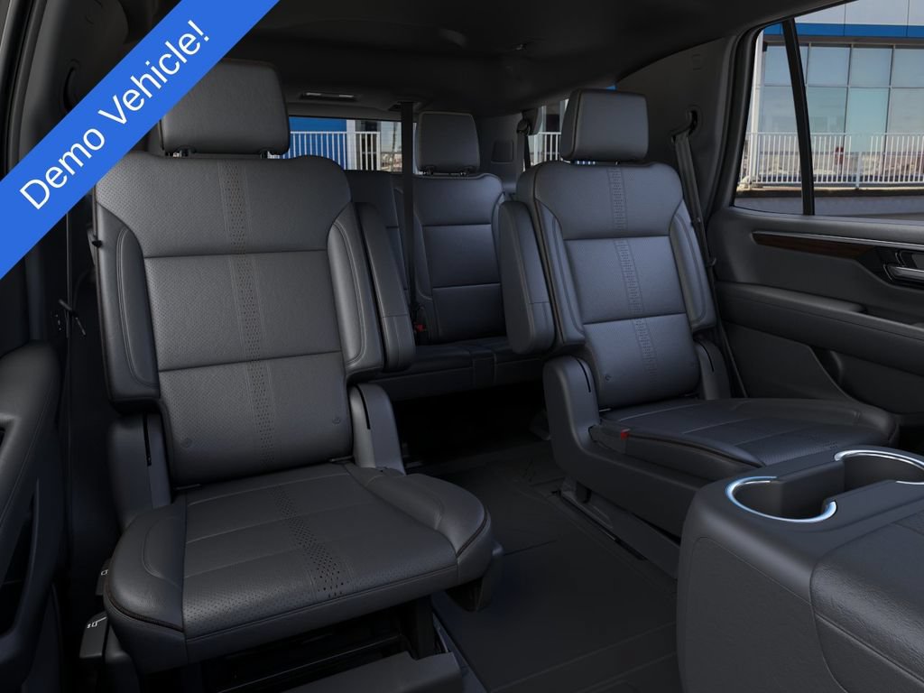 New 2026 Chevrolet Tahoe High Country w/ Sun And Tow Package AWD/4WD image 17