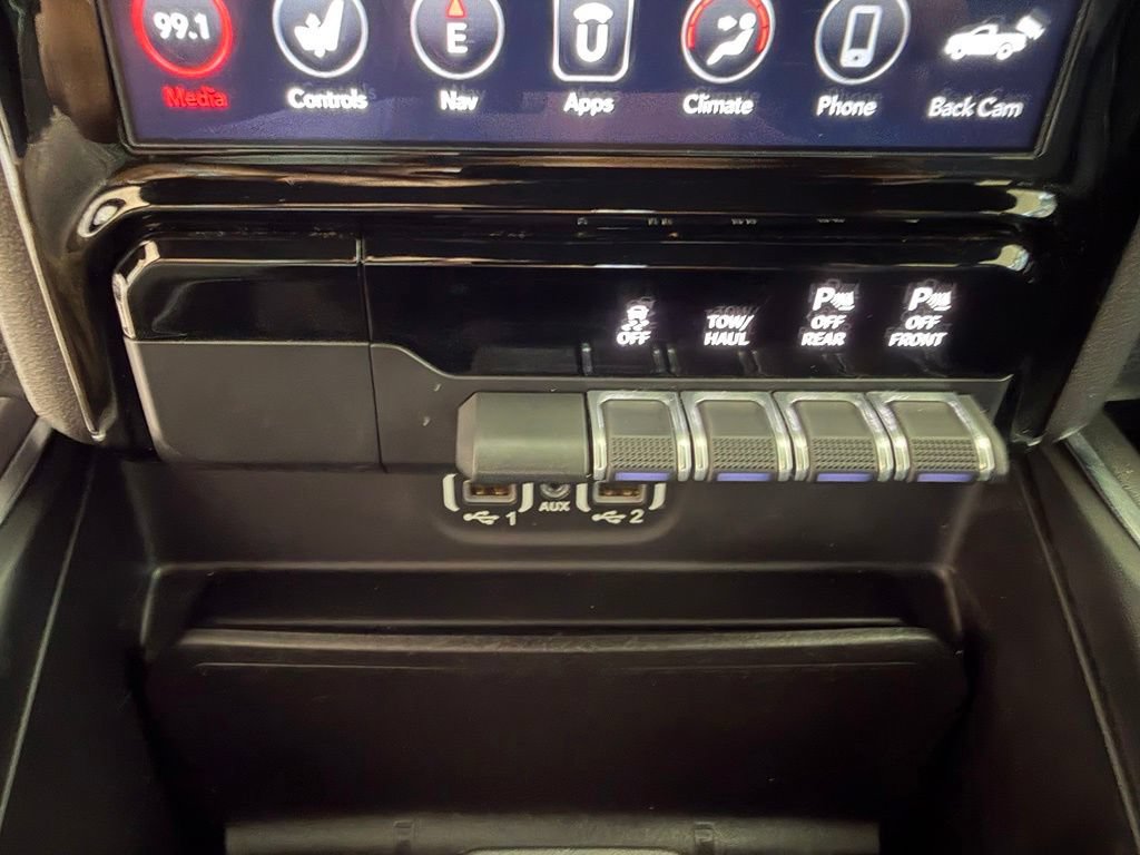 Used 2020 RAM 1500 Laramie w/ Sport Appearance Package AWD/4WD image 56