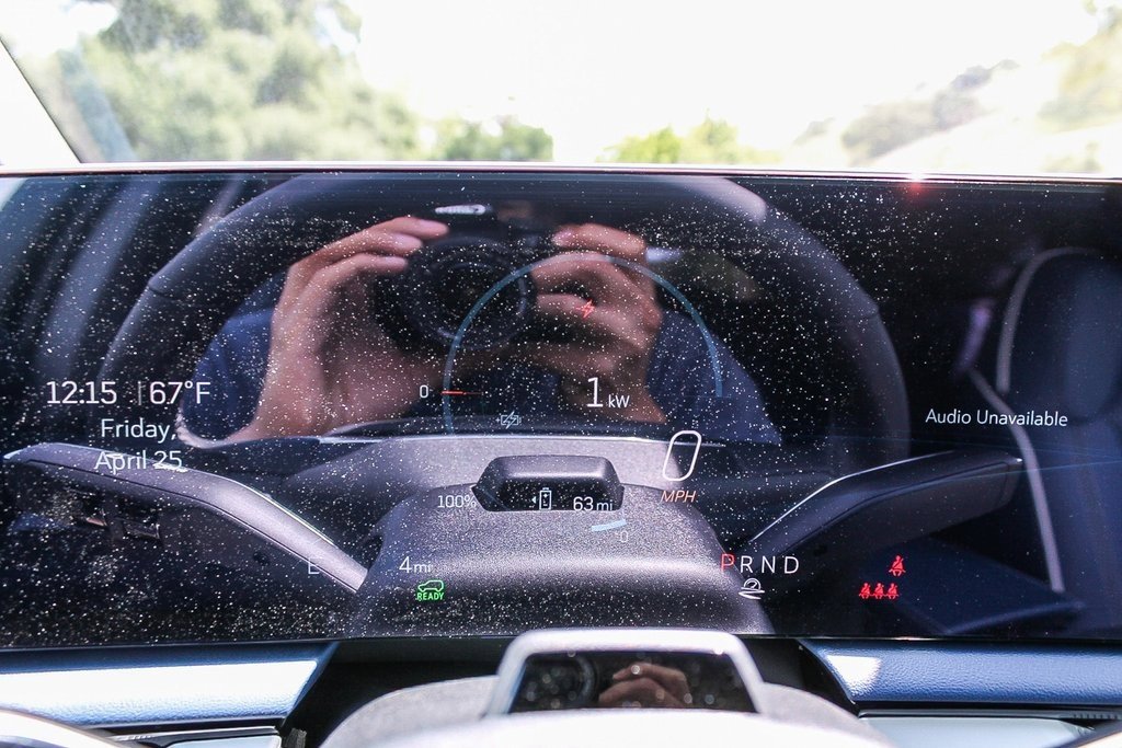 New 2025 Cadillac Optiq Sport 2 image 26