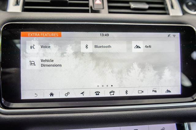 Used 2018 Land Rover Range Rover Sport HSE image 21