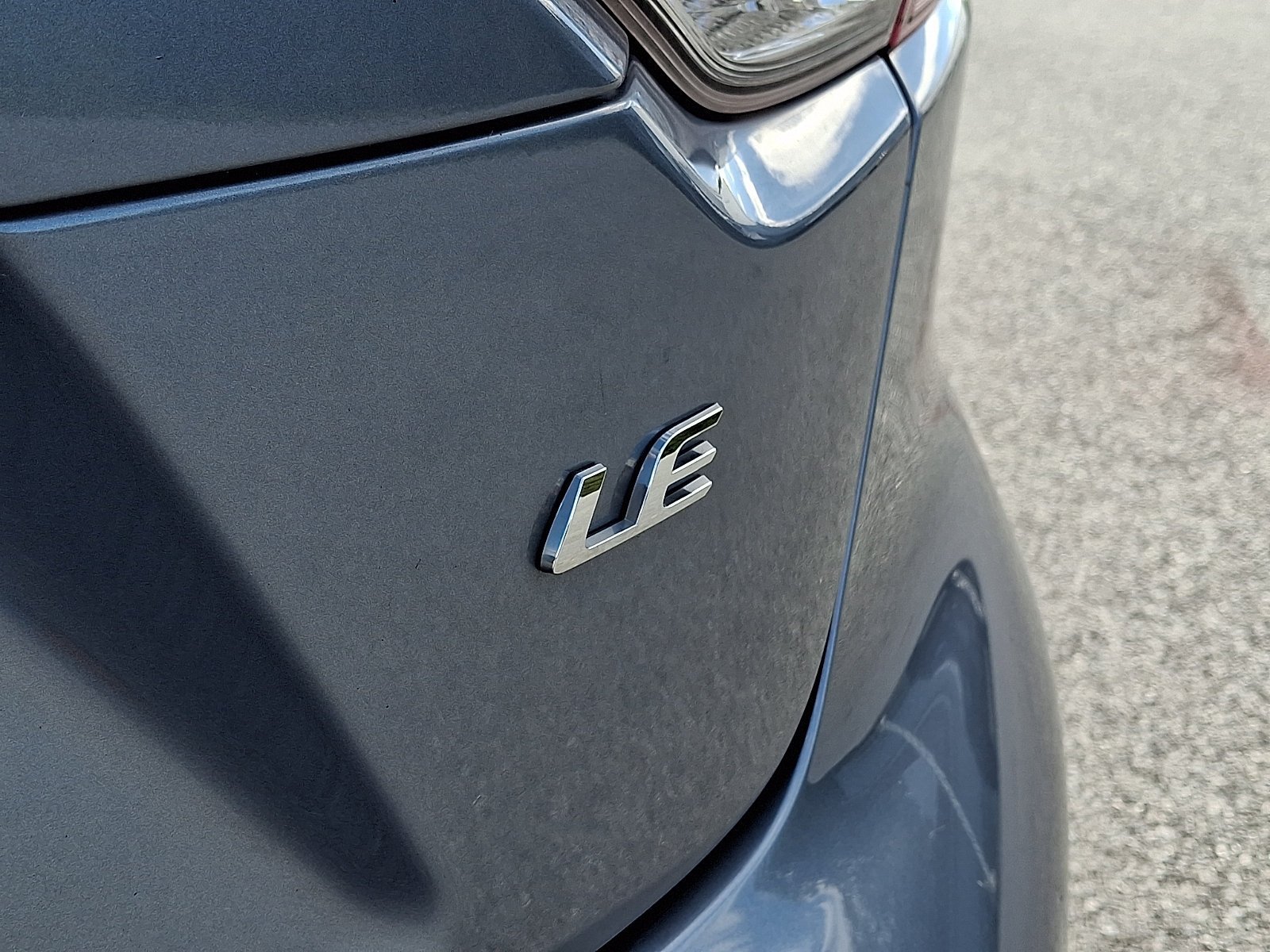 Used 2025 Toyota Corolla LE FWD image 30