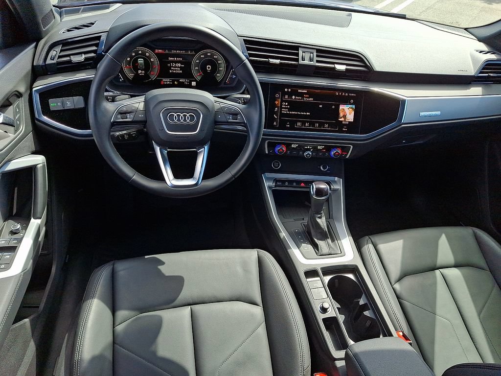 Used 2023 Audi Q3 2.0T Premium Plus w/ Premium Plus Package AWD/4WD image 2