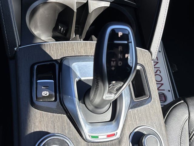 Used 2021 Alfa Romeo Stelvio Ti AWD/4WD image 40
