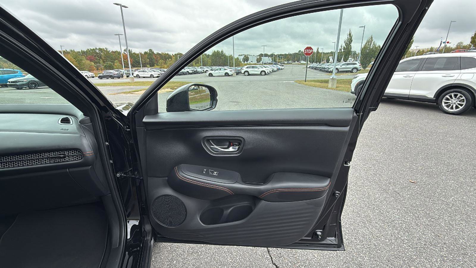 New 2026 Honda HR-V Sport image 17