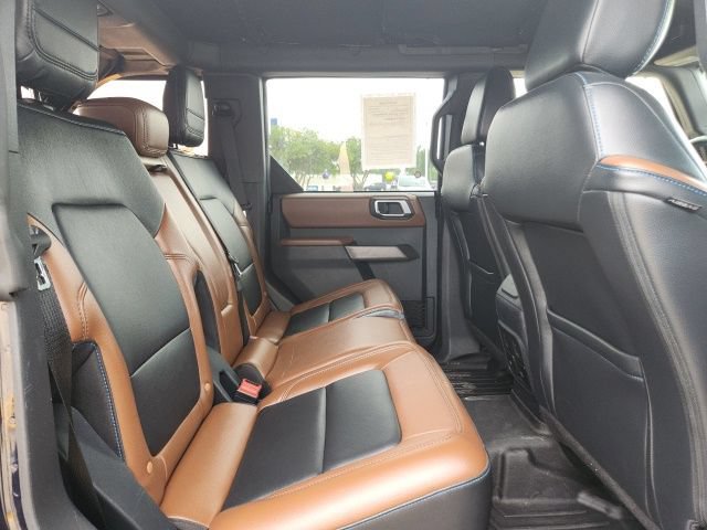 Used 2021 Ford Bronco Outer Banks AWD/4WD image 16