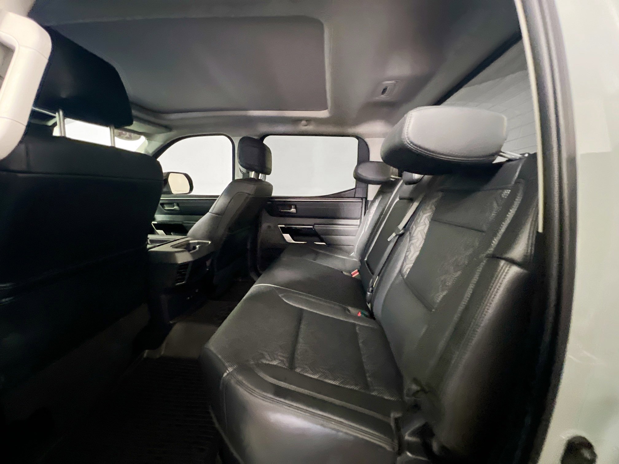 Used 2024 Toyota Tundra Limited image 28