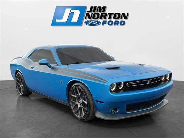Used 2016 Dodge Challenger R/T Scat Pack w/ Leather Interior Group