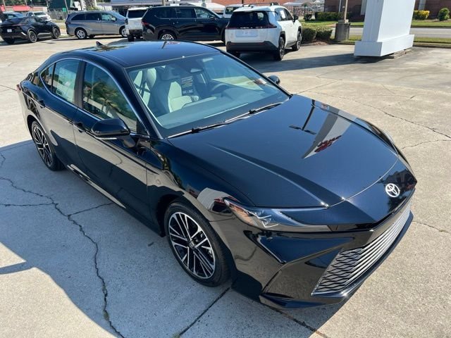 New 2026 Toyota Camry XLE FWD image 5