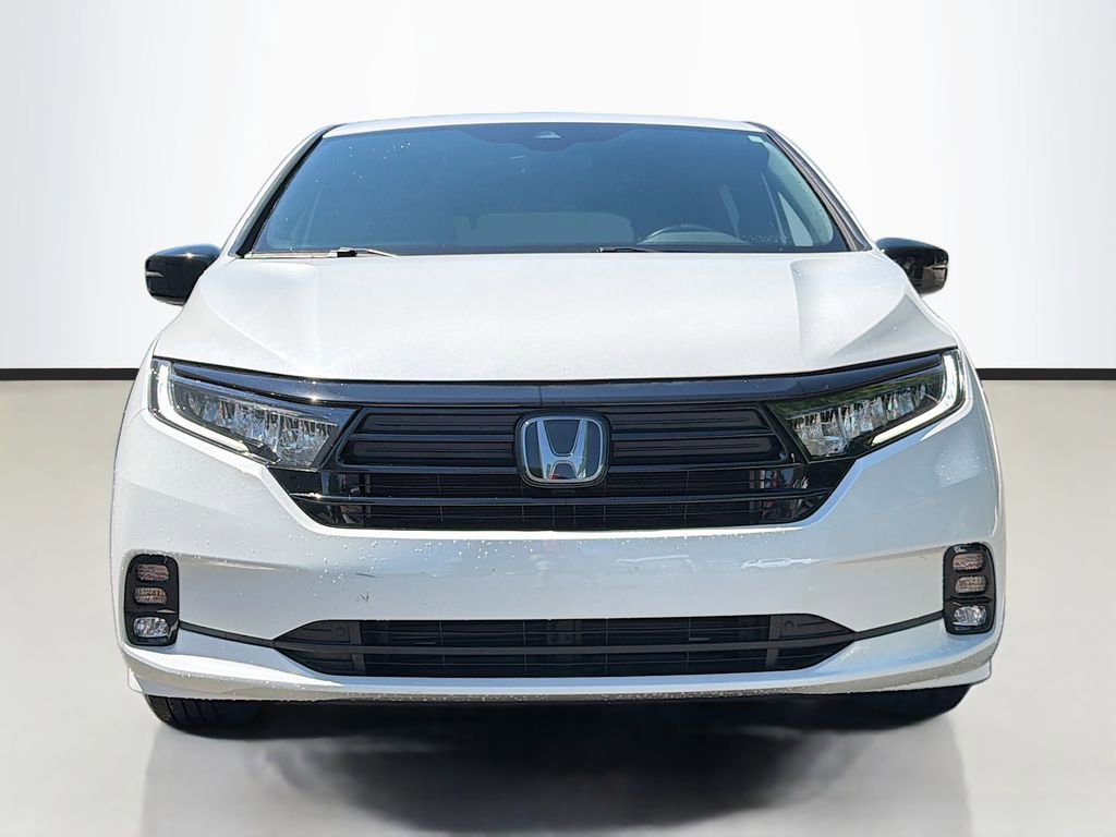 Used 2023 Honda Odyssey Sport image 3