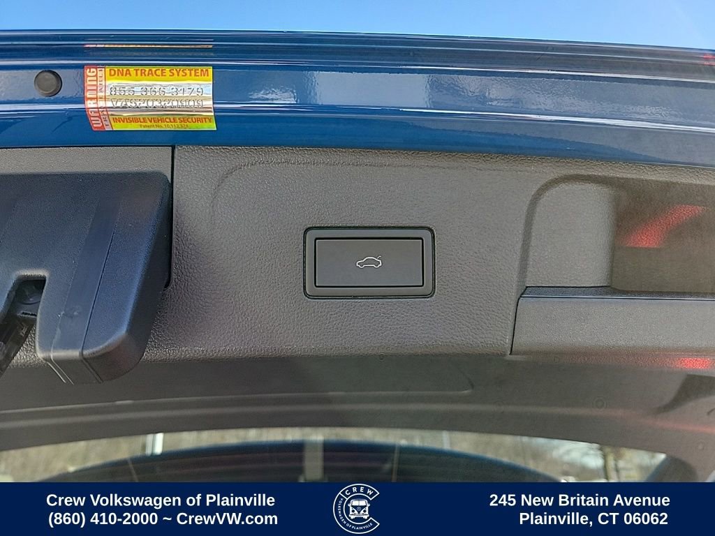 Certified 2025 Volkswagen Atlas SEL image 60