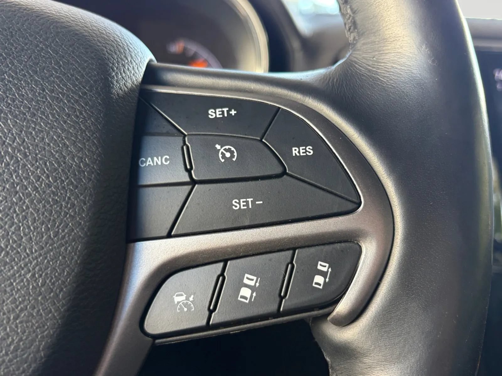 Used 2020 Jeep Grand Cherokee High Altitude AWD/4WD image 31