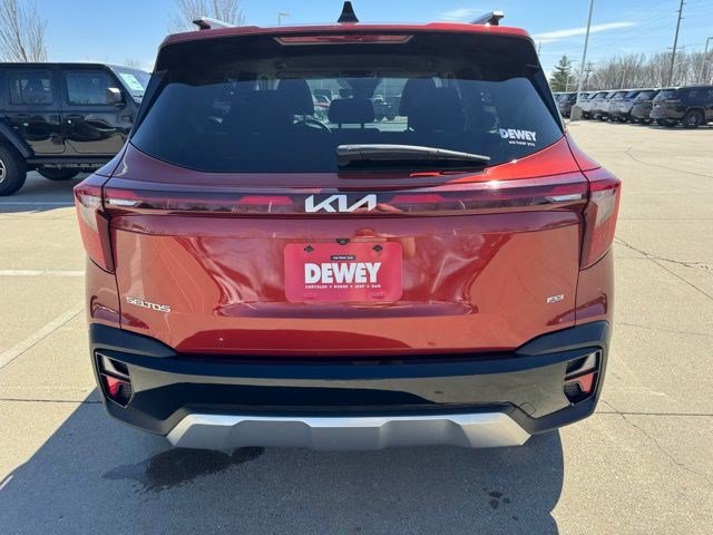 Used 2024 Kia Seltos S AWD/4WD image 6